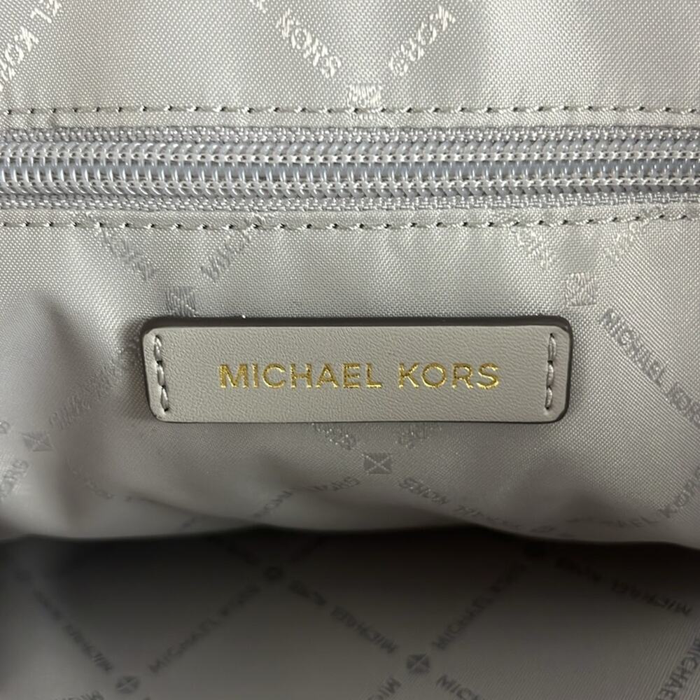 NWT Michael Kors‎ Jet Set Travel Tote Large in Pearl Grey - Picture 3 of 14